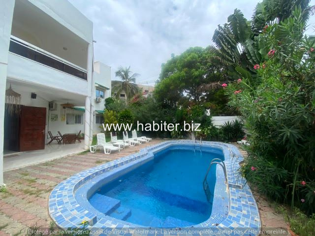 Villa à louer à Ngor Almadies derrière Casino du Cap-Vert