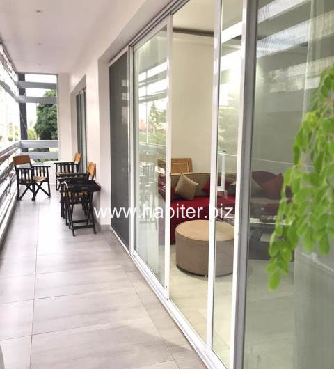Appartement de 160m2 et 192m2 à louer vide au Point E