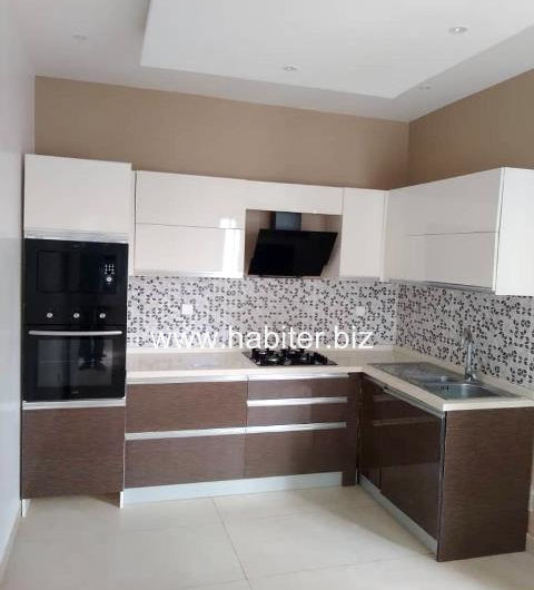 Appartement à louer à Mermoz