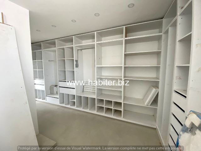 Joli Penthouse à louer aux Mamelles