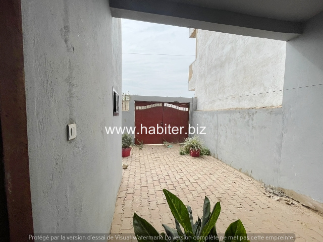 Villa R+1 à louer à Sacré cœur