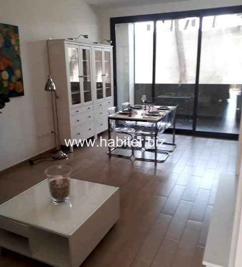 Appartement vide à louer à Scat Urban