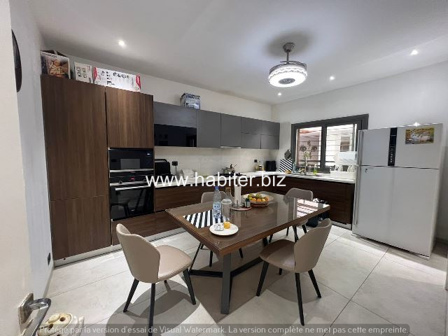 Appartement de standing de 213m2 à vendre sur la Corniche des Mamelles