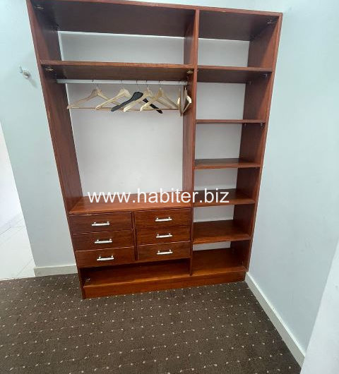 Joli studio meublé à louer à Ouakam