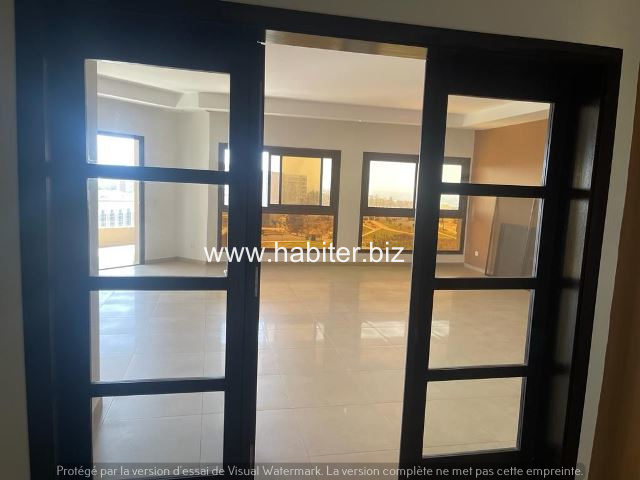 Appartement à louer aux ALMADIES à coté du King Fahad Palace