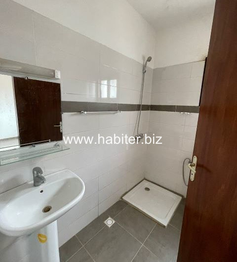 Appartement à louer à la cité keur gorgui