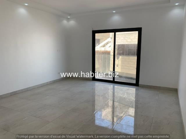 Appartements à louer aux Mamelles cité Mbackiou Faye
