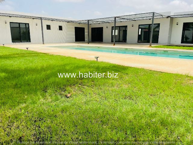Villas à louer à SALY