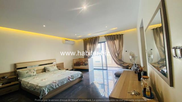 Villa R+2 à louer à Almadies 2 
