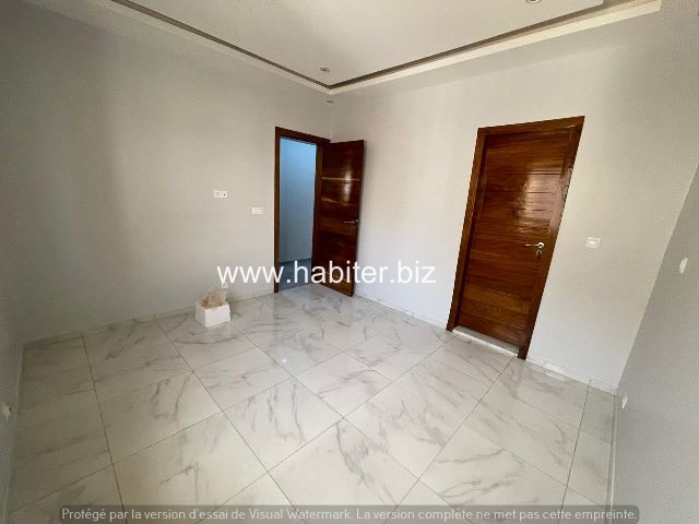Appartement à louer aux Almadies à la zone de recasement
