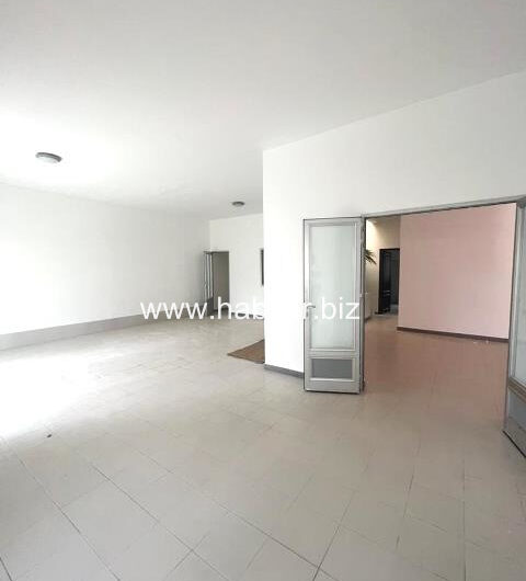 Villa R+1 de 700m2 à vendre ou à louer à Ngor Almadies
