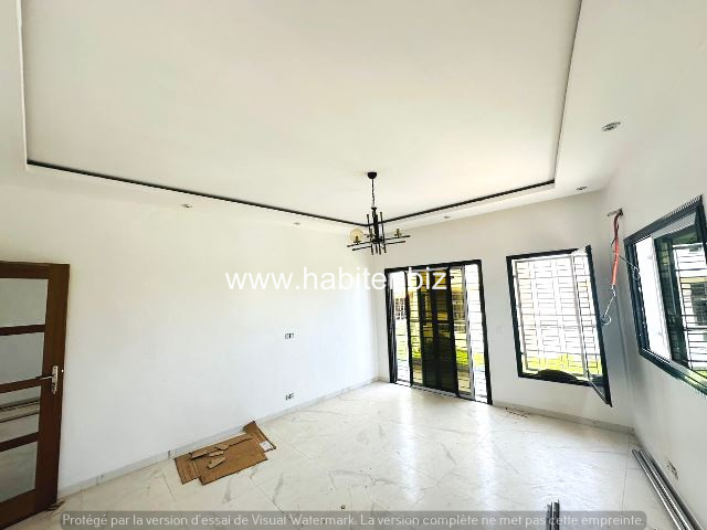 Appartement en finition à louer à Yoff Onomo