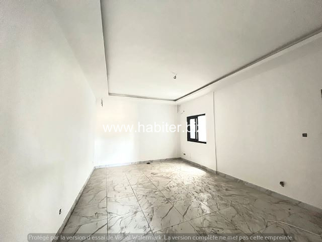 Appartements de 164 m² à louer à Mermoz