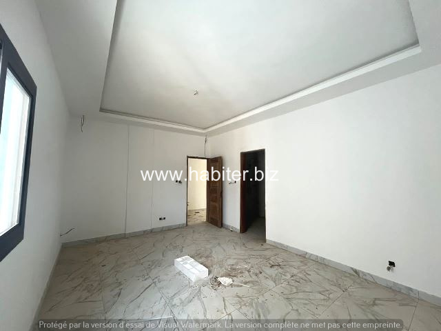 Appartements de 164 m² à louer à Mermoz