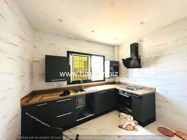 Appartement en finition à louer à Yoff Onomo