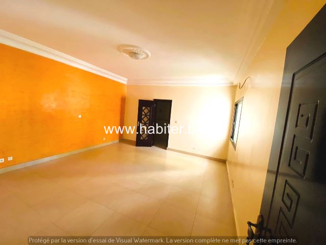 villa R+2 à louer aux Almadies