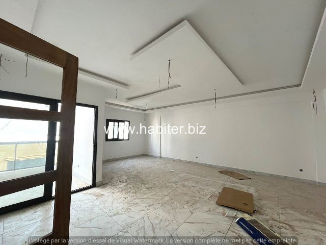 Appartements de 164 m² à louer à Mermoz