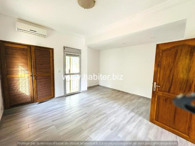 Villa à louer ou à vendre aux Almadies