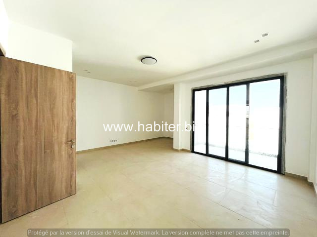 Appartement à louer à Mermoz