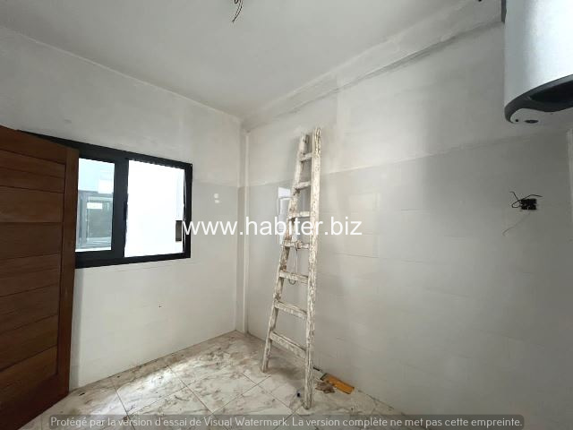 Appartements de 164 m² à louer à Mermoz