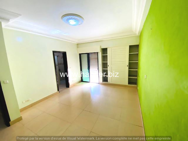 villa R+2 à louer aux Almadies