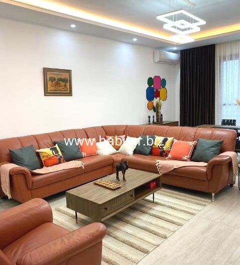 Appartement vide ou meublé à louer au point E