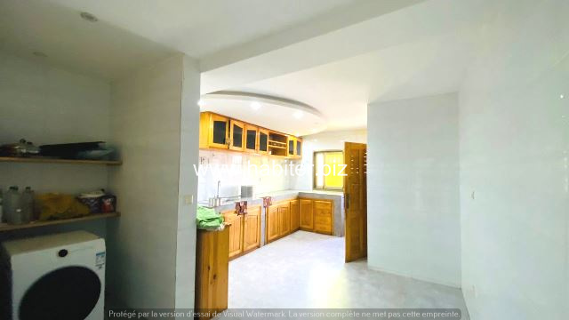 Villa R+2 de 200m² à vendre à Mbao