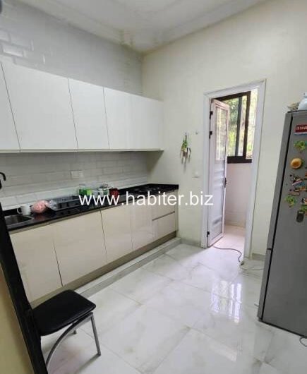 Appartement de 144m2 à vendre au Point E