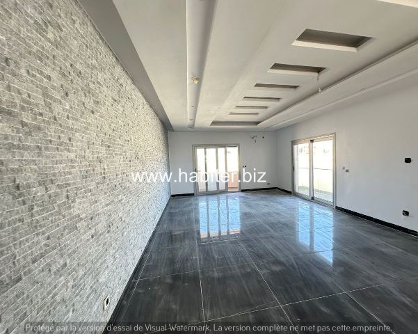 Villa R+2 à louer sur la VDN 3