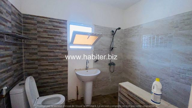 Villa R+2 à louer aux Almadies