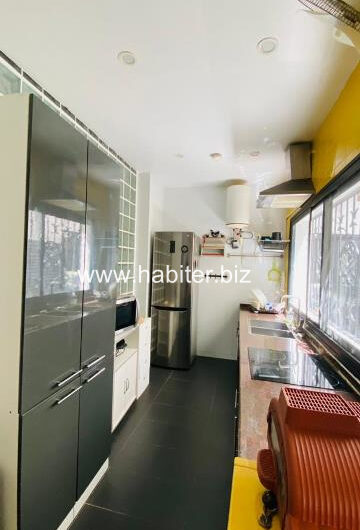 Appartement de 170m2 à vendre vide ou meublé au Virage Ngor