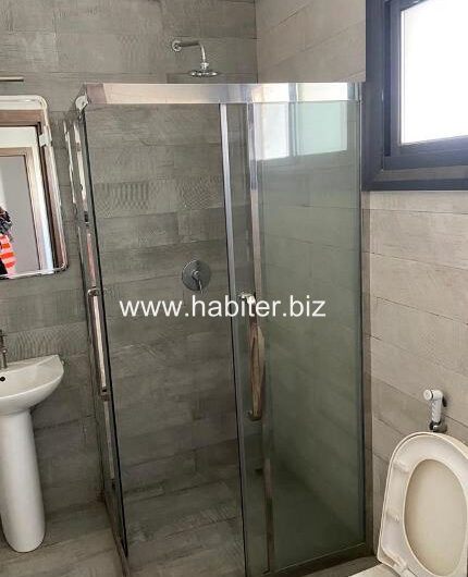 Appartement à louer au Point E