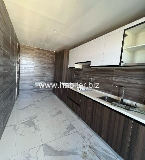 Appartement à louer à Mermoz