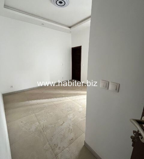 Appartements à louer à la cité cheikh Ahmadou Bamba à coté de Ymca Bourguiba