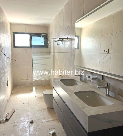 Appartement à louer à Mermoz