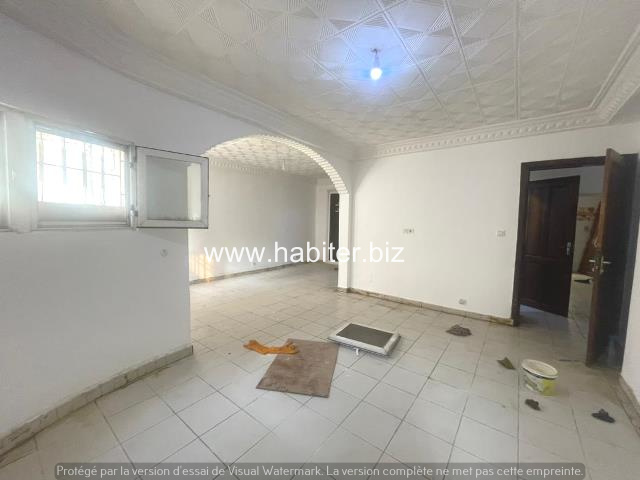Villa R+1 à louer à Mermoz pyrotechnie en face la VDN