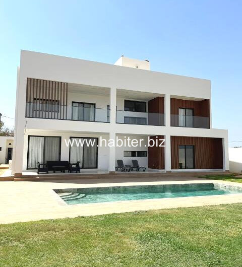 Splendide Villa à vendre à Nguerigne