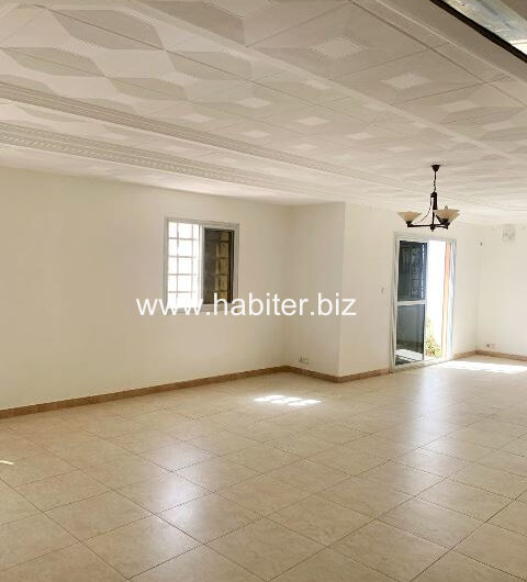 Appartement à louer à Ngor Virage derrière chez Katia