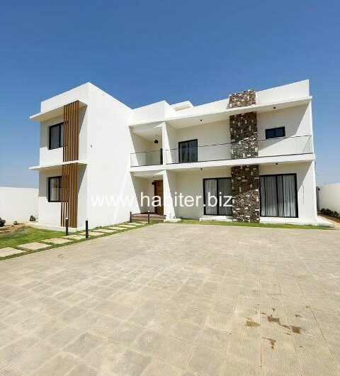 Splendide Villa à vendre à Nguerigne
