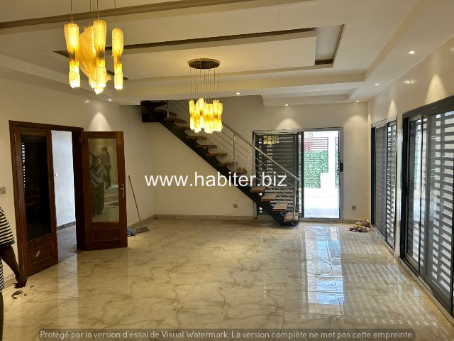 Belle Villa de 230m² à louer aux Alamdies