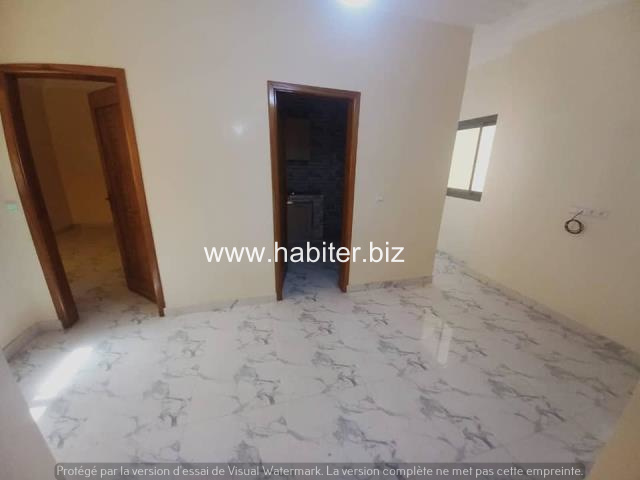 Appartement à louer aux Mamelles cité Mbackiyou Faye