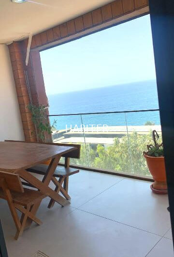 Appartement meublé à louer au bord de la Mer sur la Corniche Ouest