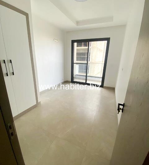 Appartement à louer au Point E