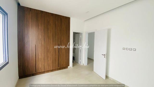 Appartement de 207m2 à louer ou à vendre sur la corniche des Almadies avec vue sur mer