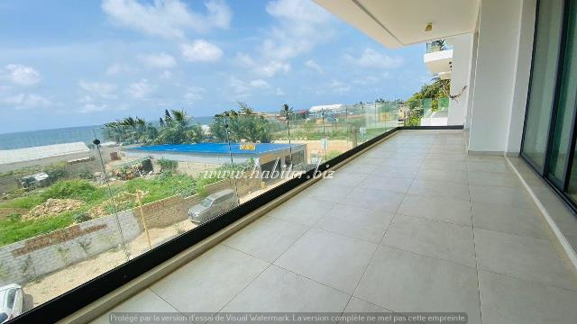 Appartement de 207m2 à louer ou à vendre sur la corniche des Almadies avec vue sur mer