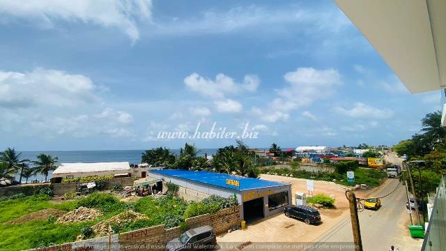 Appartement de 207m2 à louer ou à vendre sur la corniche des Almadies avec vue sur mer