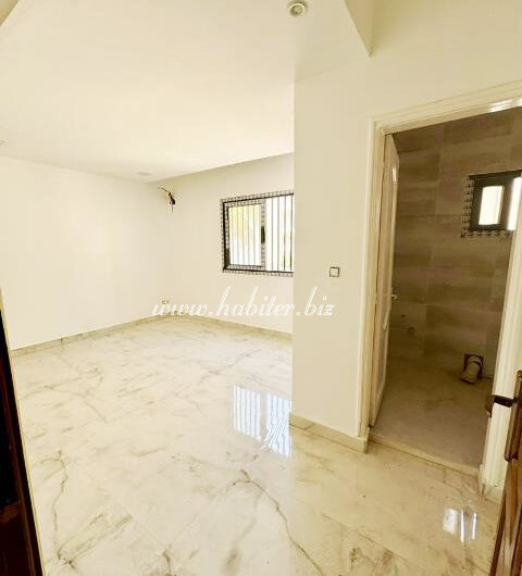 Très belle villa R+1 à louer à Mermoz