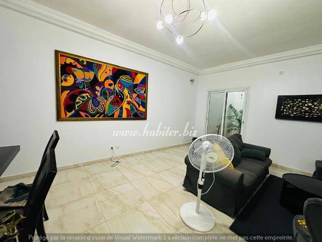 Villa R+2 vide à louer aux Mamelles cité Touba renaissance