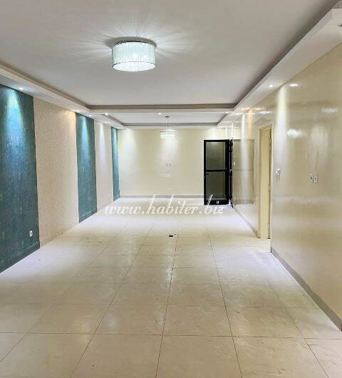 Belle villa R+2 de 200m2 à vendre aux Mamelles