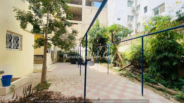 Villa R+1 à louer vide à la cité Keur gorgui